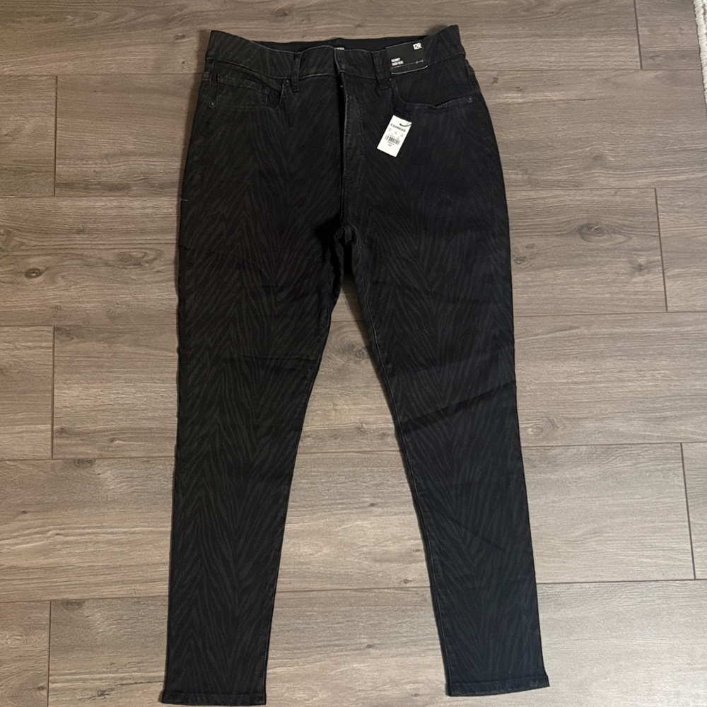 Express Women's Black Skinny Jeans